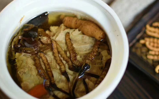 鴨子冬蟲夏草怎么煲湯好？掌握 3 個關(guān)鍵，燉出鮮醇滋補靚湯