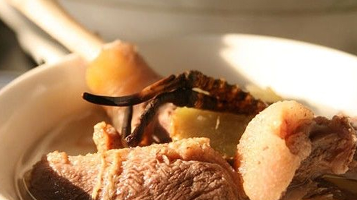 怎么燉冬蟲夏草湯好喝？掌握 3 個(gè)關(guān)鍵，湯鮮營養(yǎng)不浪費(fèi)